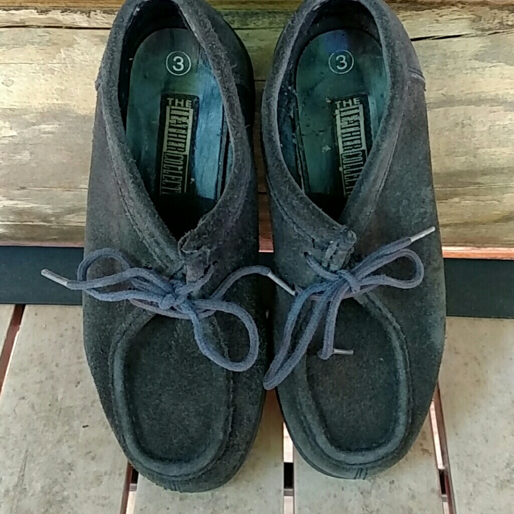 Blue shoes, leather, size 3 kids, fits 5 womens